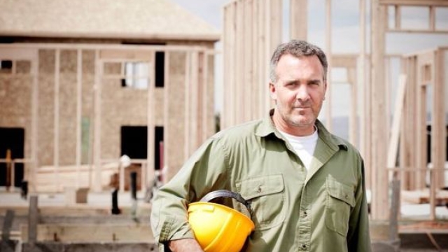 Safe and Secure: The Importance of Contractor Insurance